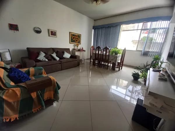 Lindo apartamento á venda no Moneró