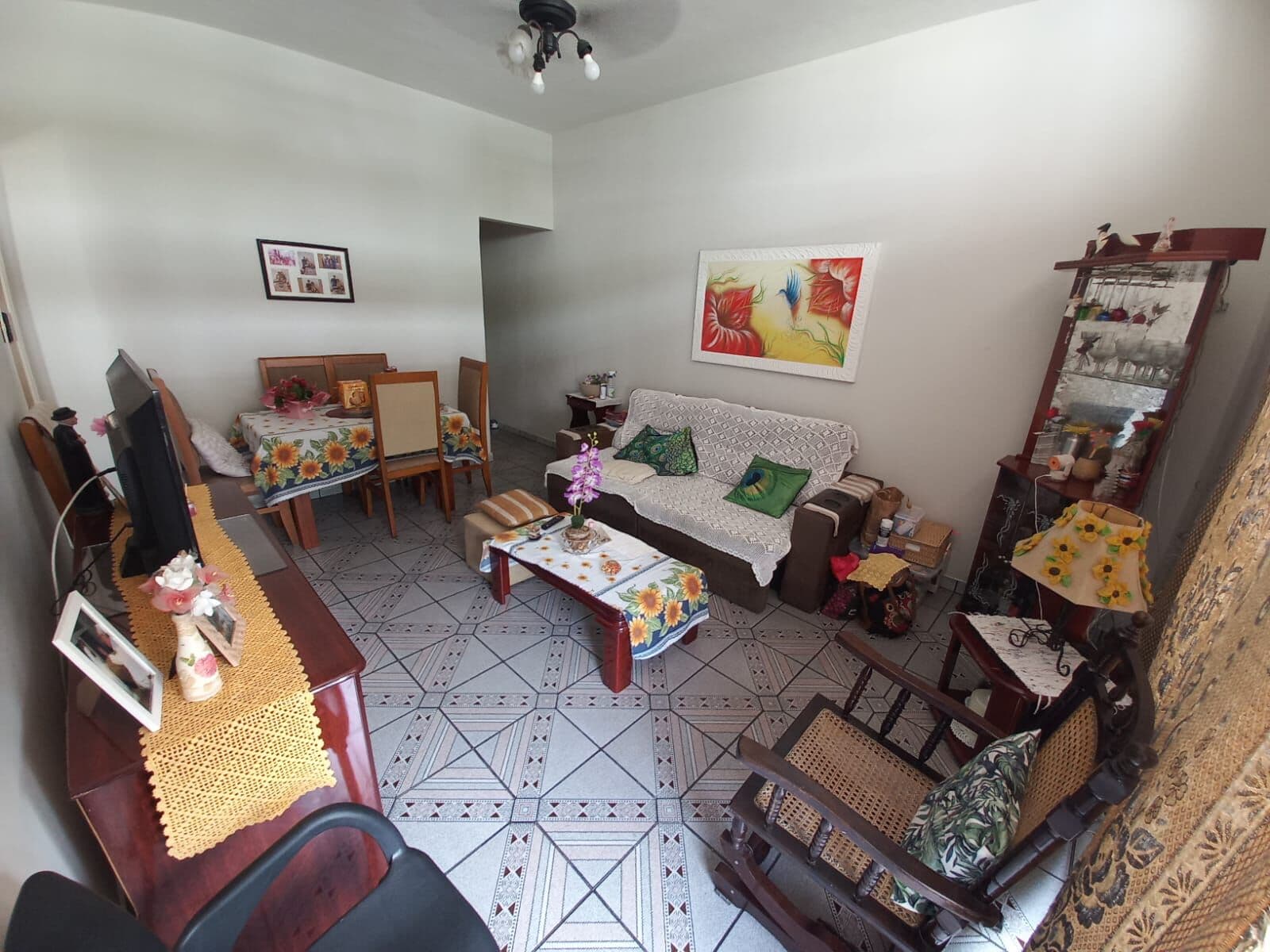 Vendo apartamento próximo a praia da Bica