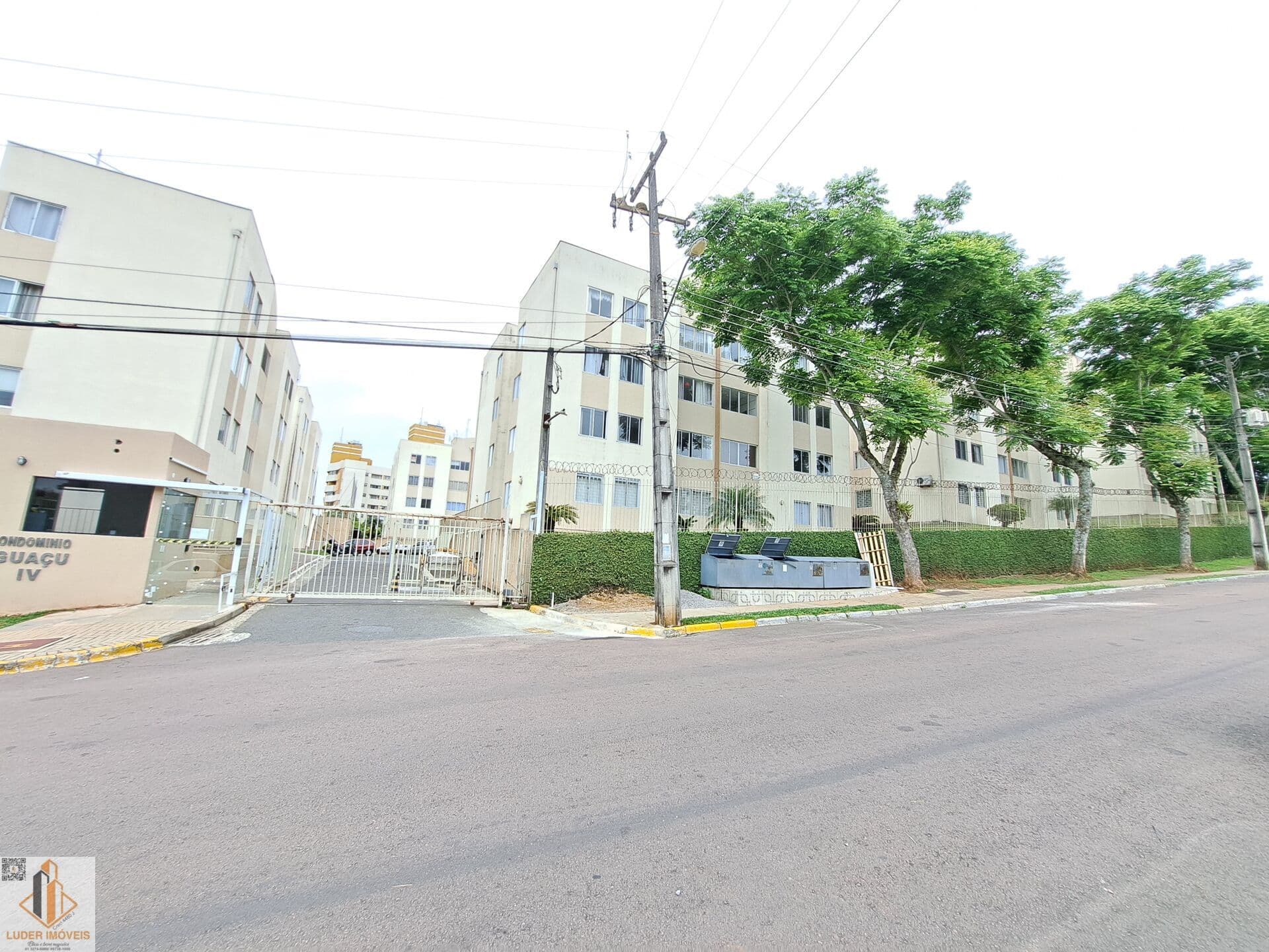 Apartamento a venda no bairro Campo Comprido em Curitiba