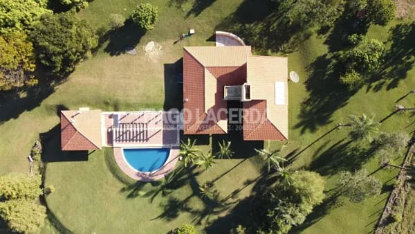 SÍTIO À VENDA EM MOGI MIRIM – SP Área total: 2,5 alqueires