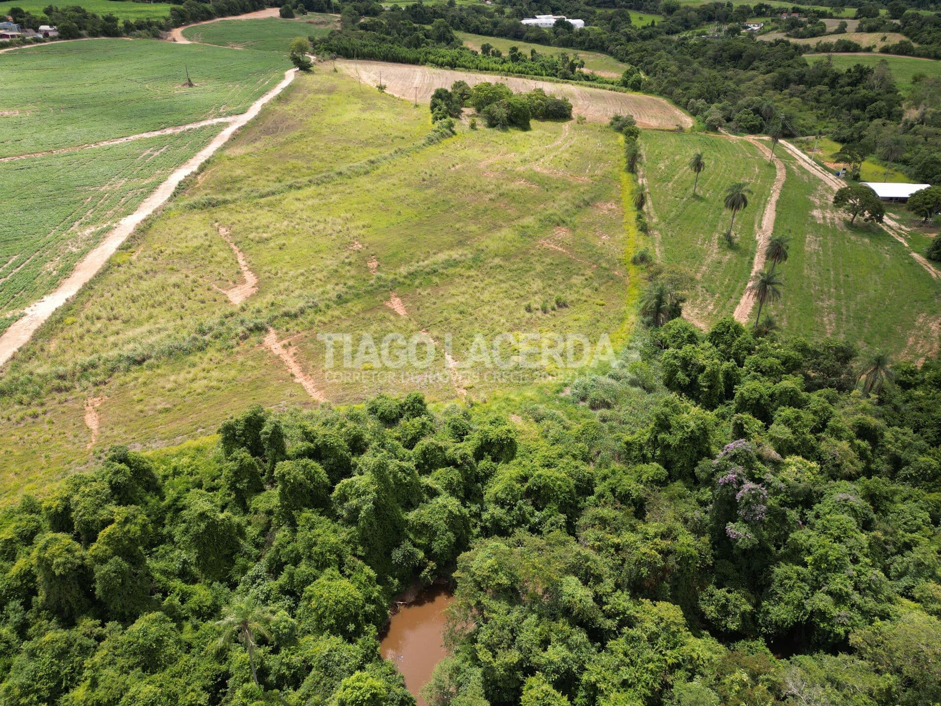 Área Rural de 4 Alqueires entre Holambra e Artur Nogueira - Rio no fundo