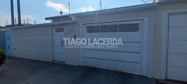 Casa à Venda no Jardim das Tulipas – Conforto e Espaço em Holambra/SP