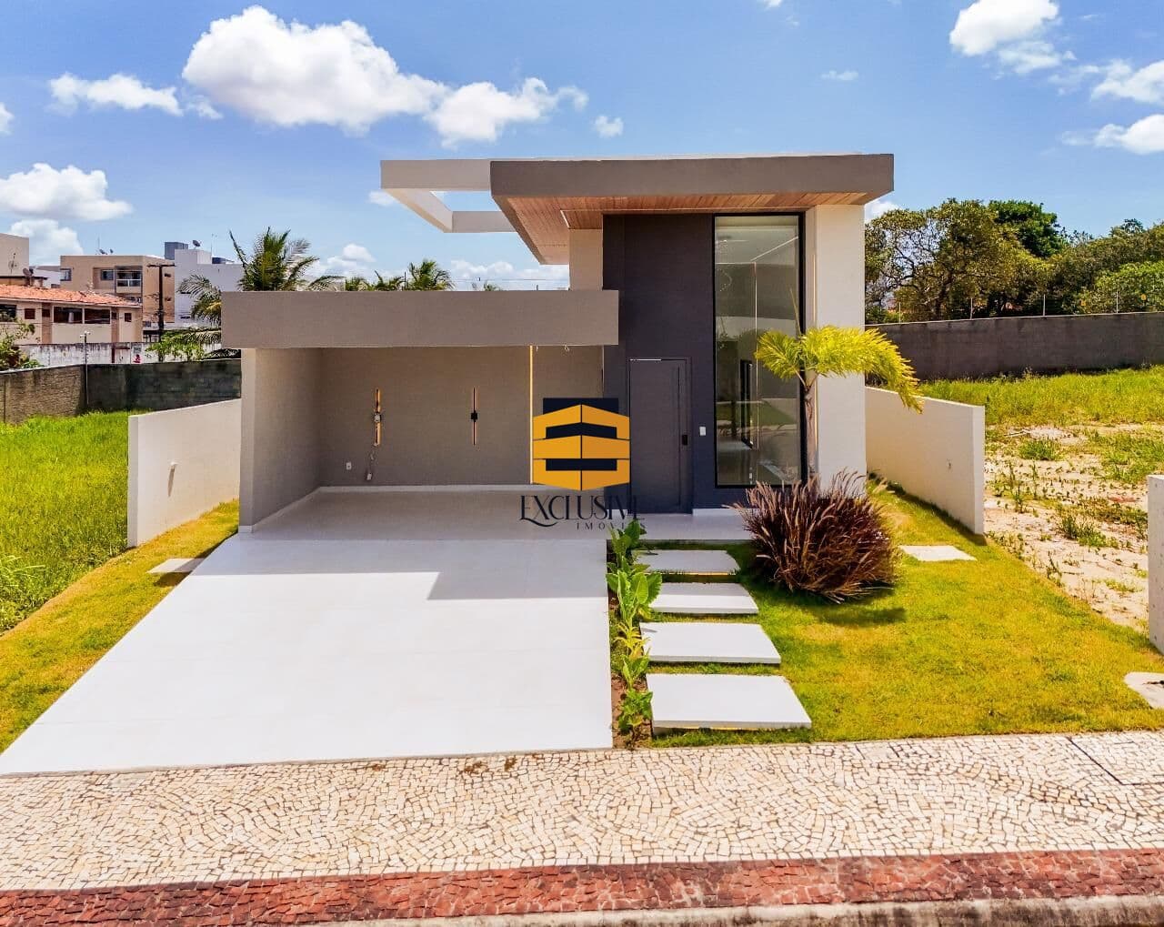 Casa Térrea de Alto Padrão no Condomínio Reserva do Atlântico