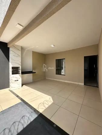 Casa 3 Quartos com Área Gourmet e Quintal Amplo - Entrada Zero – Setor Maysa - Trindade