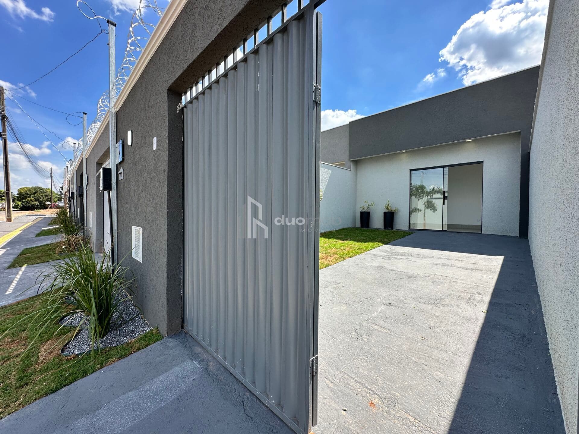 Casa 2 Quartos Varanda Gourmet | Maysa Extensão Goiânia