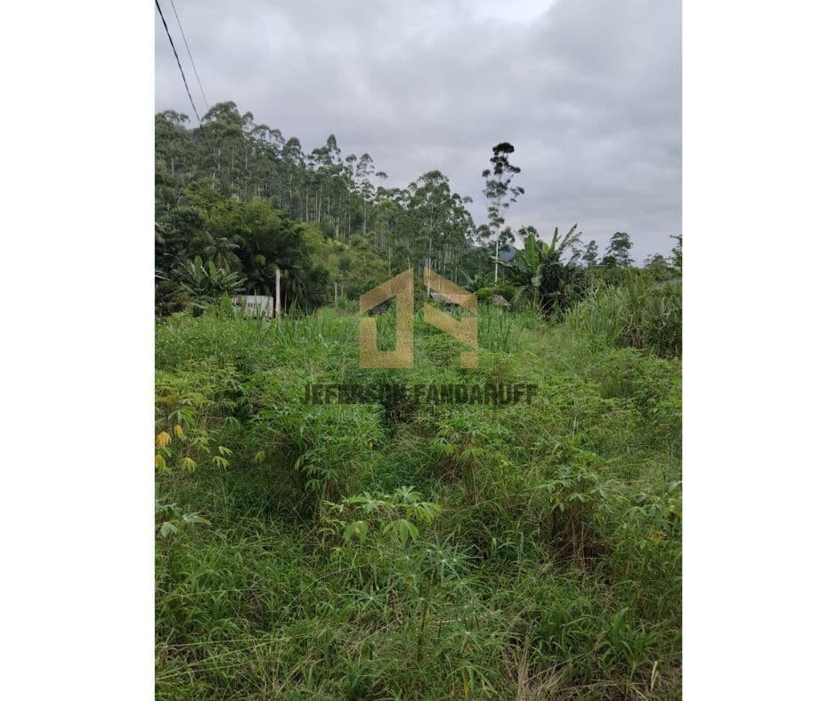 TERRENO À VENDA — TRANQUILIDADE E CONTATO COM A NATUREZA