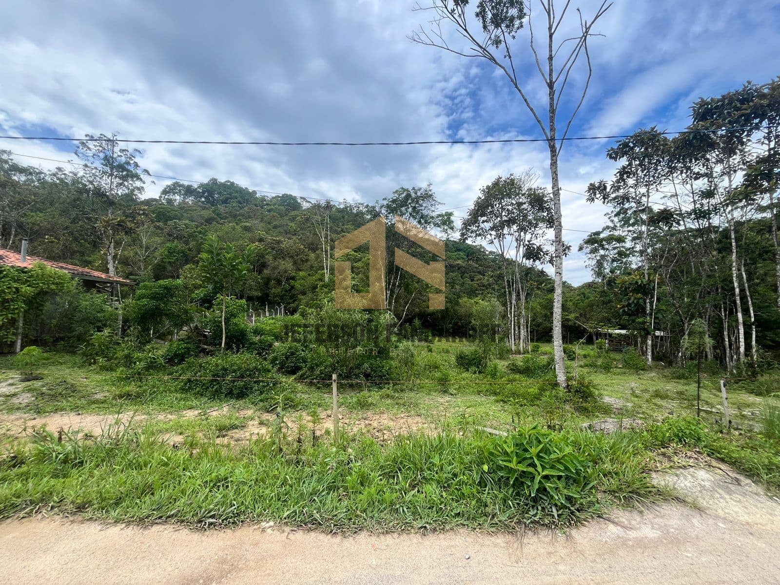 Lote à venda em Nova Trento – Localidade de Indaiá