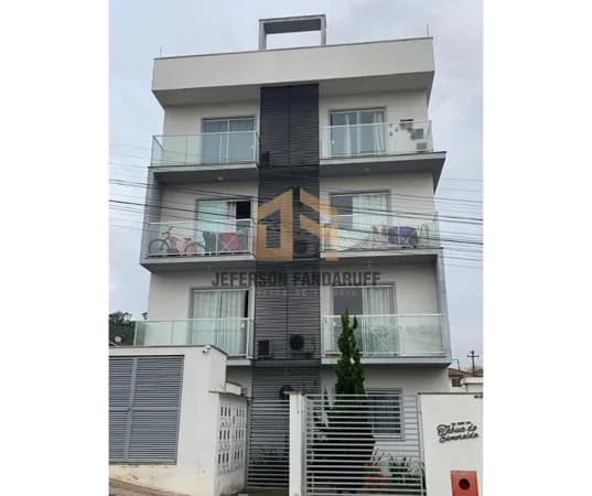✨ Apartamento Semi-Mobiliado no Centro – Localização Privilegiada! ✨