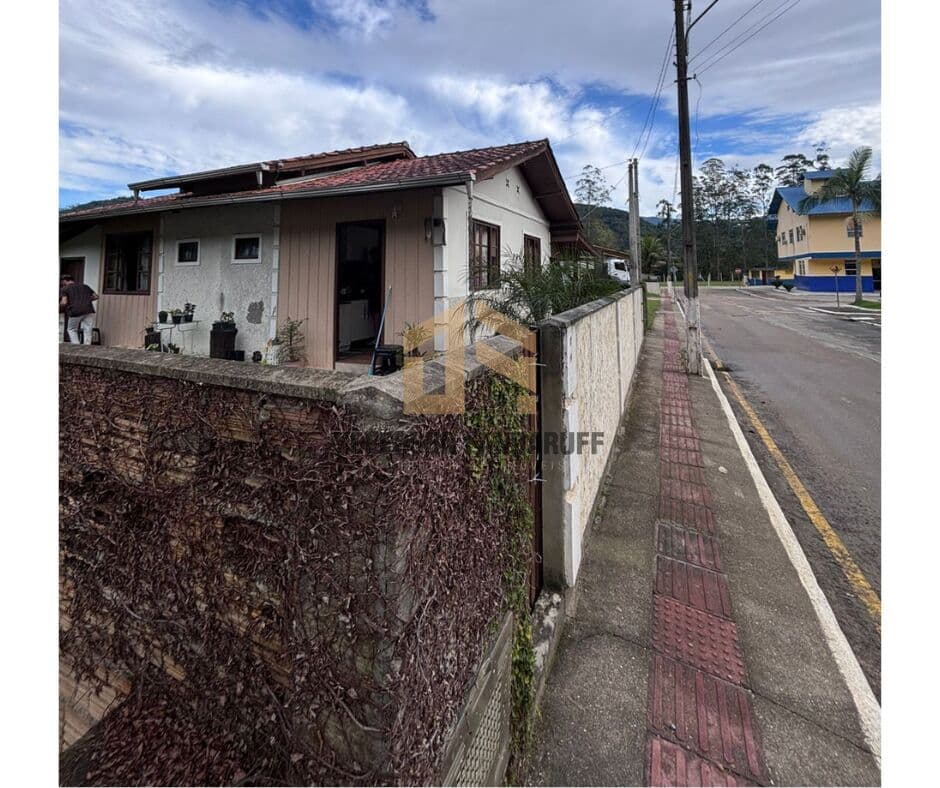 🏡 Oportunidade Imperdível no Centro do Major!