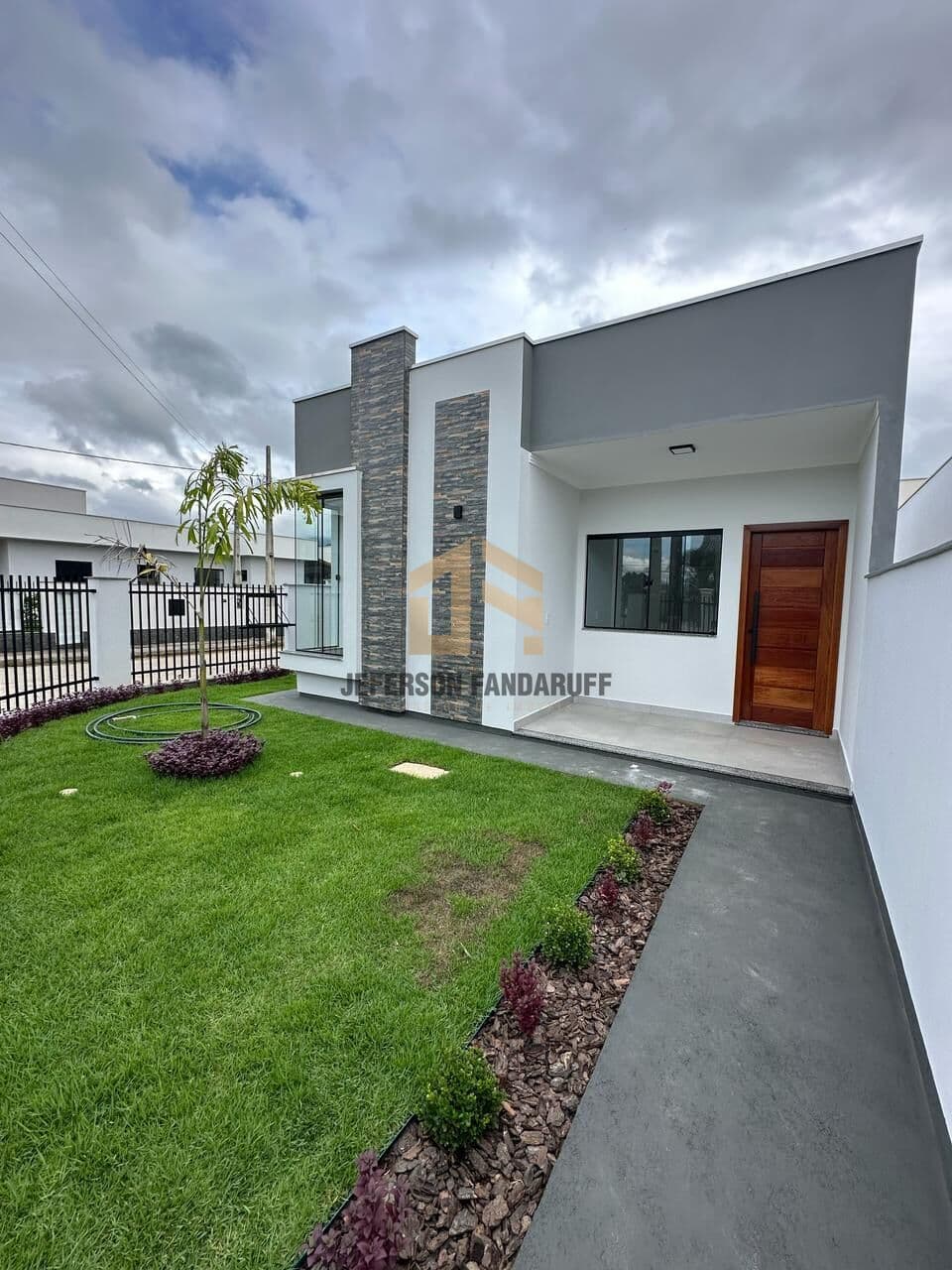 Casa em São João Batista - Tajuba II