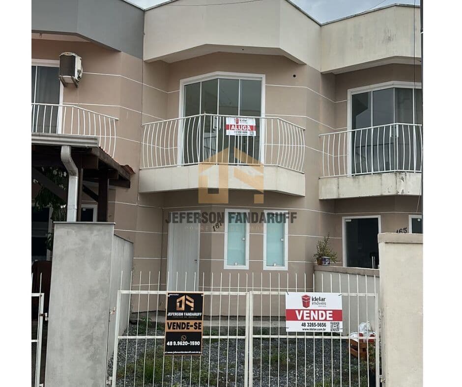 🏡 Sobrado à Venda – Centro– São João Batista (SC)