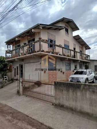 Casa com amplo espaço Ribanceira do Sul - São João Batista