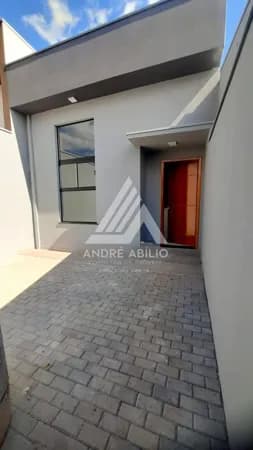 Casa com fino acabamento no Parque Real !!!
