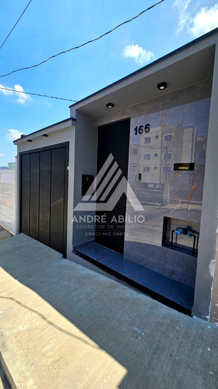 Casa à venda no bairro Vergani em Pouso Alegre-MG!