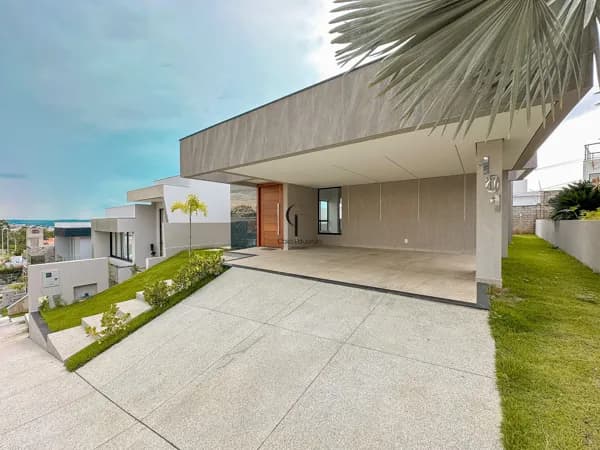 Casa no Condomínio Villas Park I