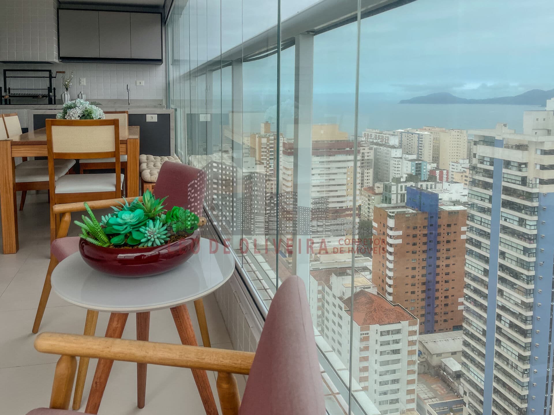 Apartamento belíssima vista mar, 3 suítes, 2vgs