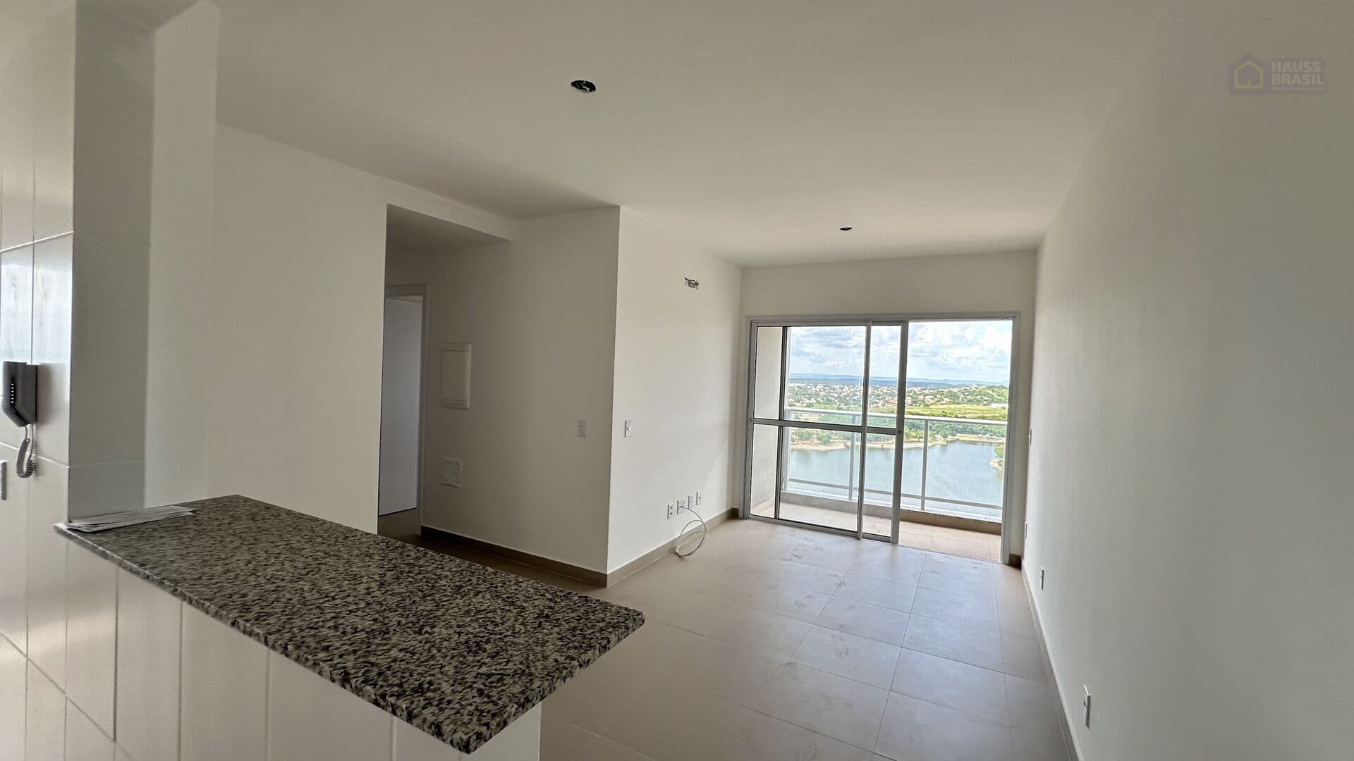 Ed. Valentina: Apartamento Novo de 2 Quartos em Frente ao Parque das Águas