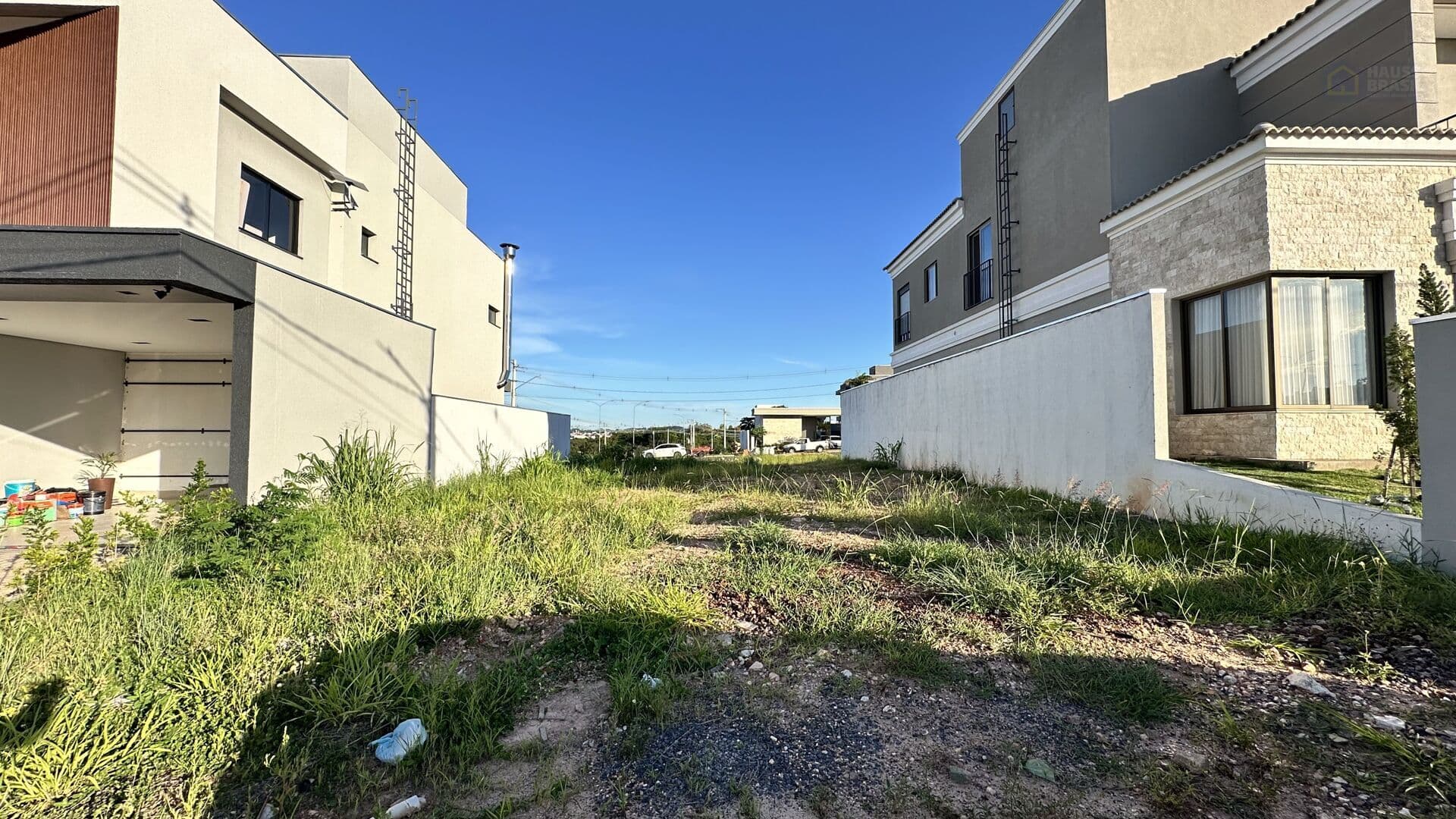 Terreno de 251m² no Brisas Condomínio Horizontal – Lazer Completo e Alto Padrão