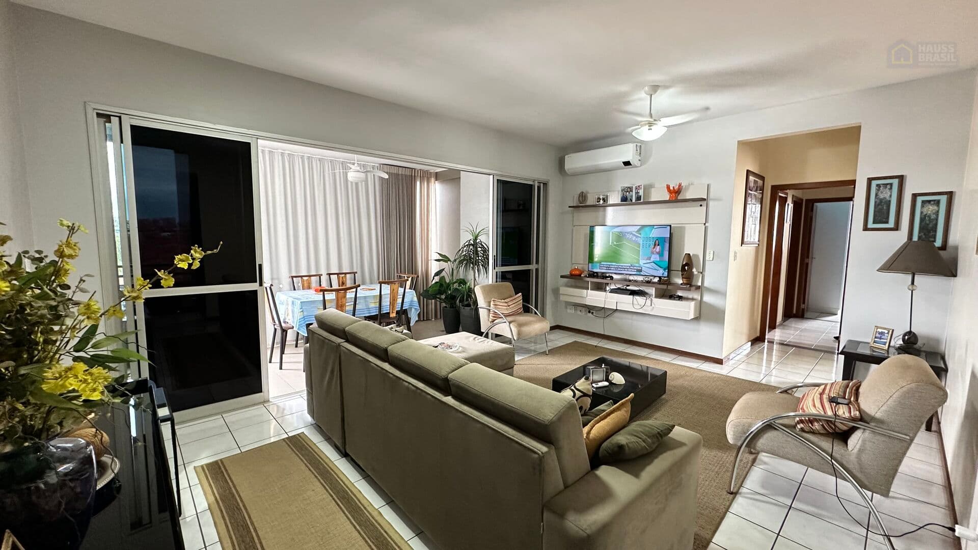 Edifício Coral Gables: 110m² privativos no Consil, 3 Quartos com Suíte