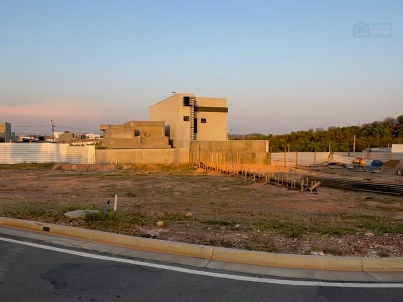 Terreno à Venda no Florais Safira | 247m² | Oportunidade Única