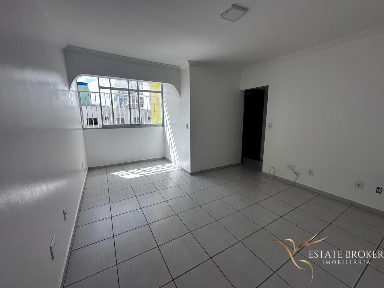 Apartamento 02 Quartos na CNB 14, Ed. Porto da Barra - NASCENTE