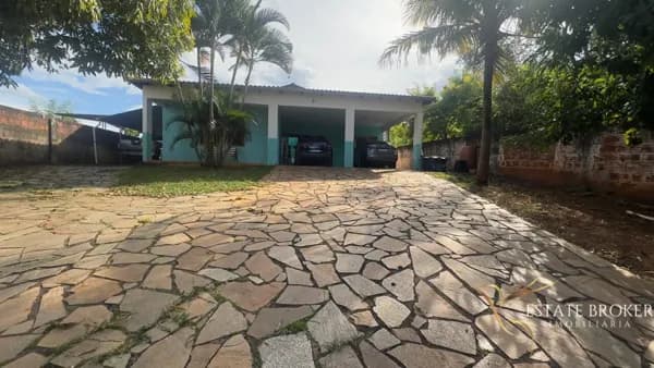 Casa à Venda na Arniqueira - Chácara 78