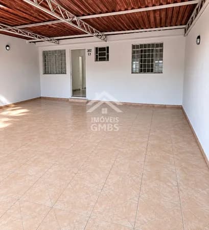 🏡 Casa à venda – Rua Leônidas Alberti, 302 | Casa 01