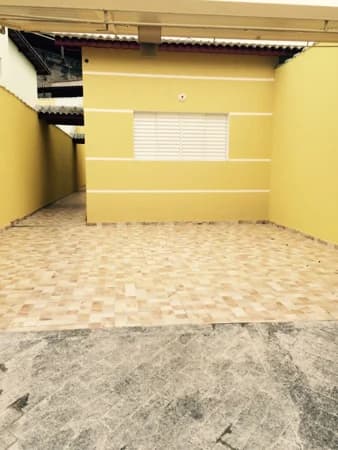 Casa Padrão para Venda em Jardim do Triunfo Guarulhos-SP