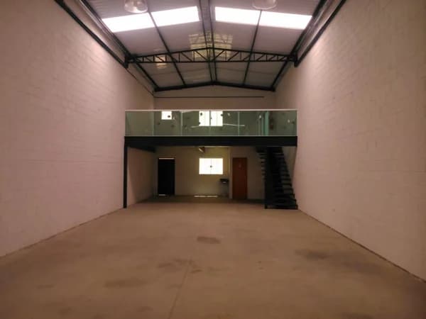 Pavilhão/Galpão Industrial para Aluguel em Vila Nossa Senhora de Fátima Guarulhos-SP