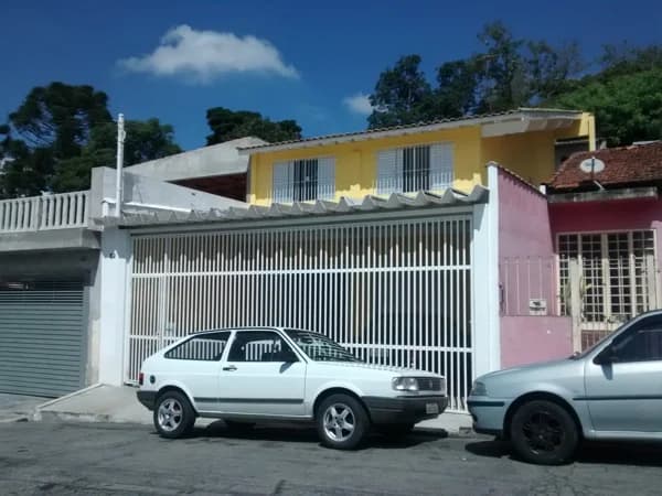 Sobrado Padrão para Venda em Taboão Guarulhos-SP
