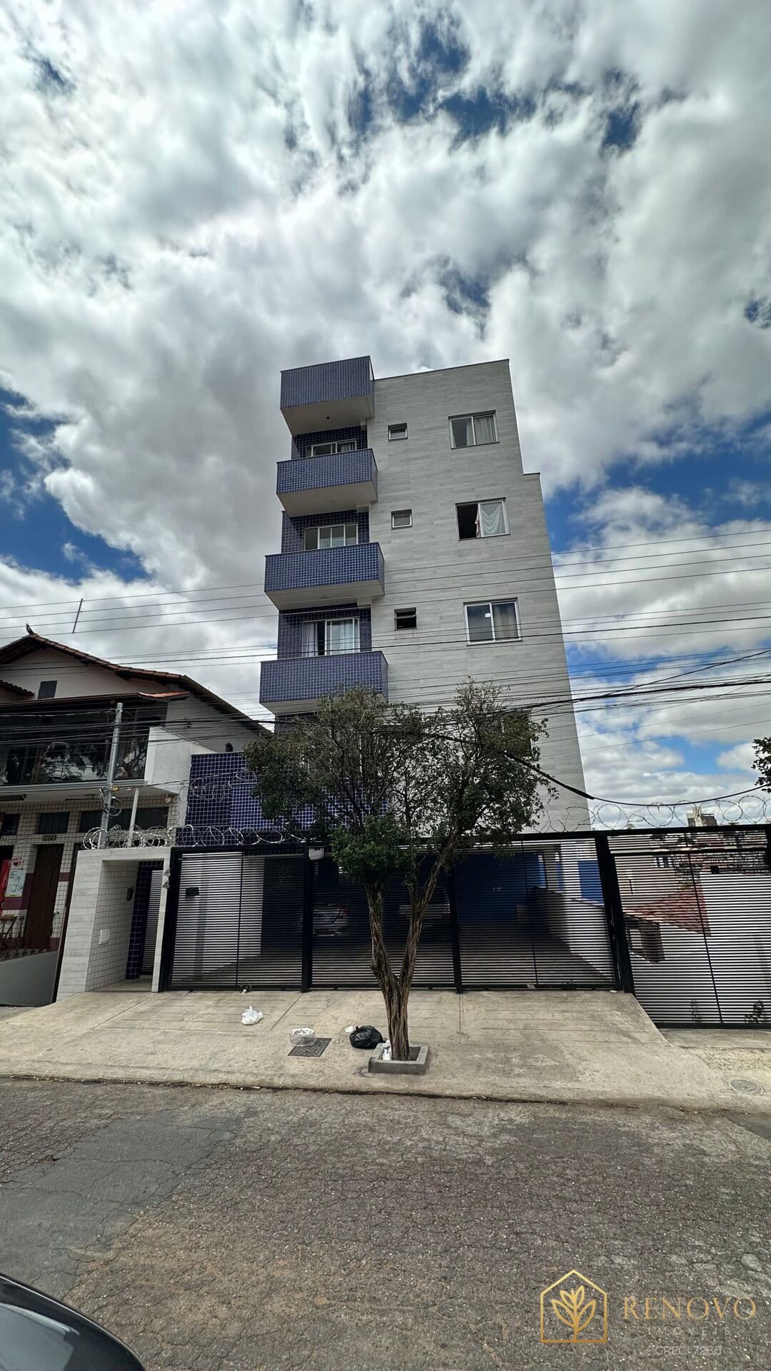 Apartamento 02 quartos suíte e área privativa Novo Eldorado Contagem/MG