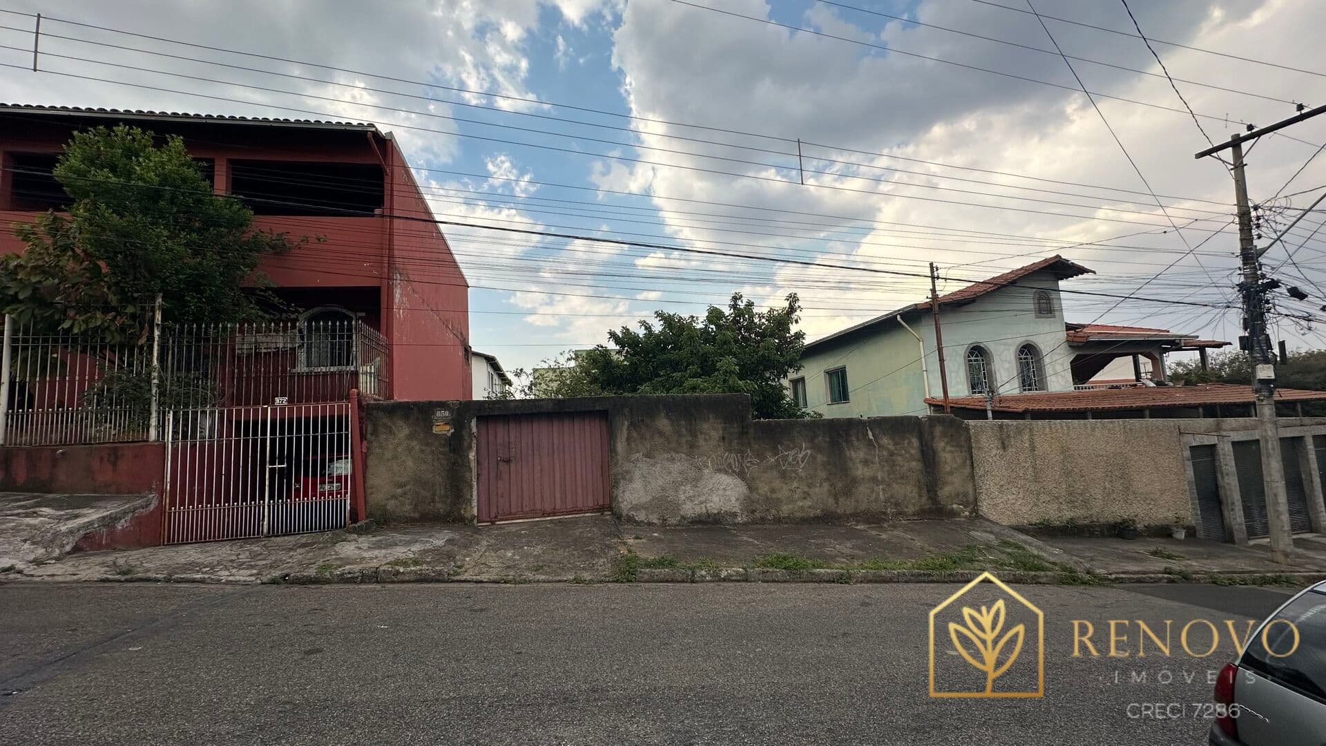 Casa 02 quartos em lote de 360 no bairro Riacho das Pedras Contagem/MG