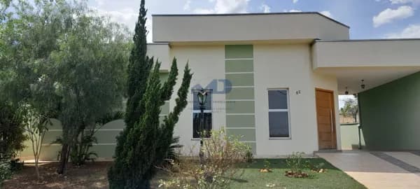 Casa de Condomínio em São Pedro - Águas do Campo