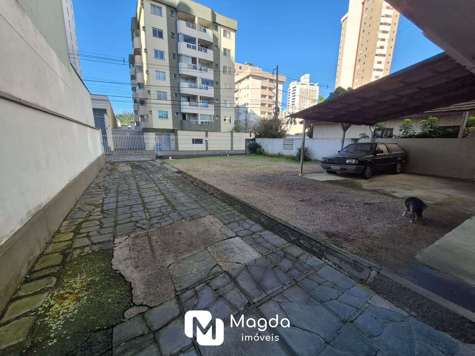 Terreno com 632,30 m² à 500 metros da Vila Germânica - SC