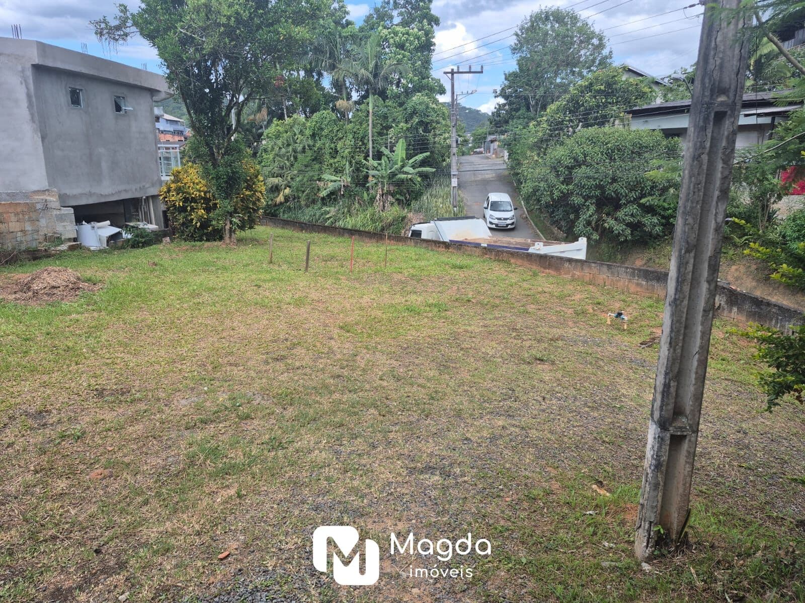 Terreno à venda, 1600 m² por R$ 450.000,00 + casa de madeira - Testo Salto - Blumenau/SC