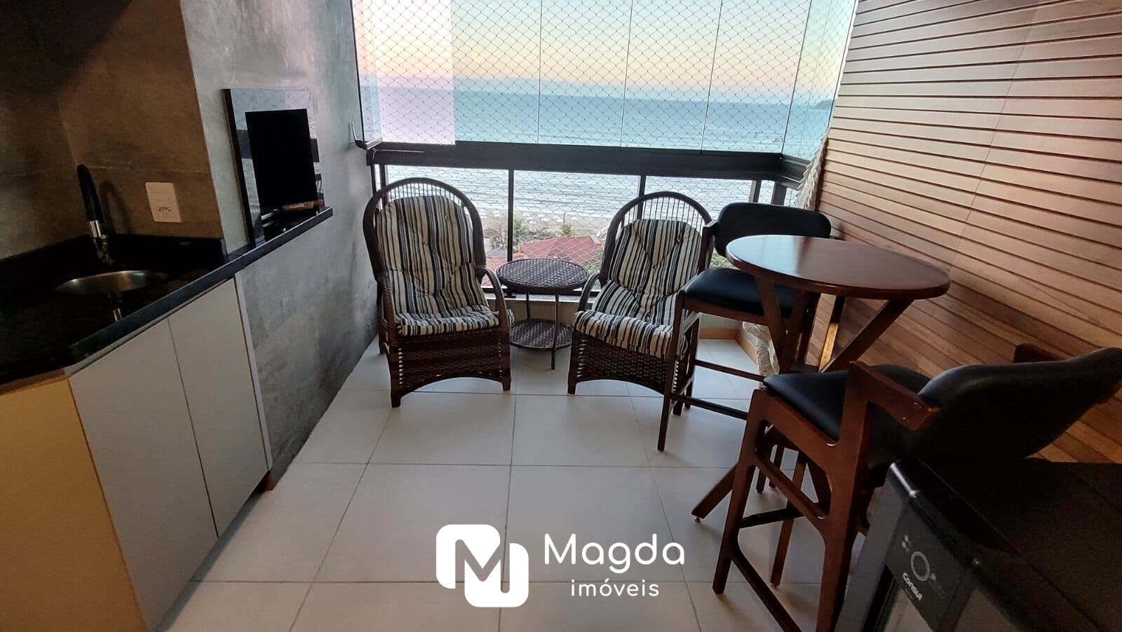 Apartamento em Penha - Praia de Armação do Itapocorói