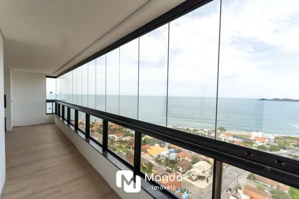 Apartamento à venda, 3 quartos, 2 vagas, Bairro Centro, Penha/SC