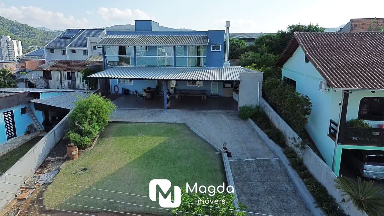 Casa em Blumenau - Velha Central