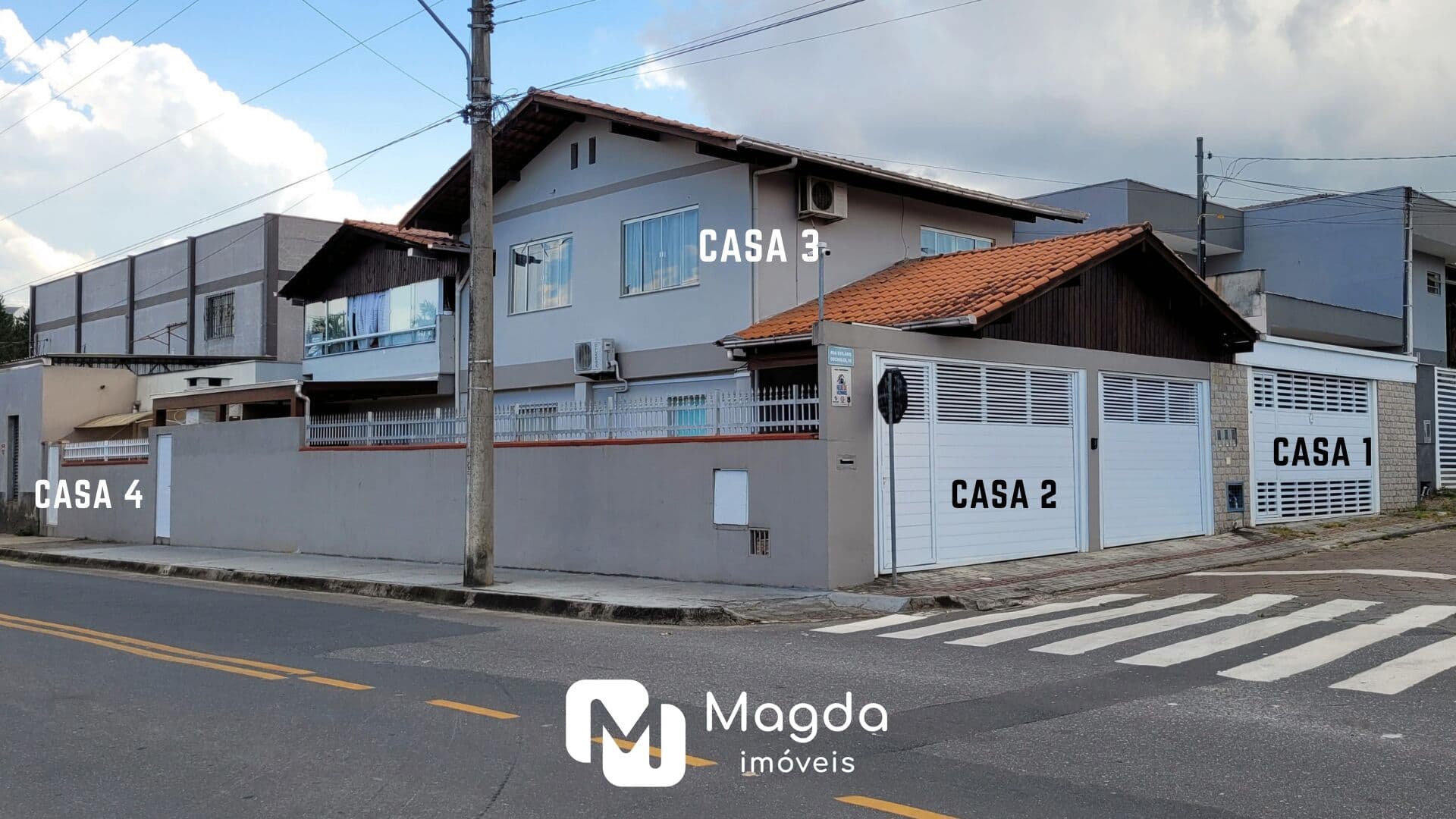 CASA À VENDA – OPORTUNIDADE IMPERDÍVEL