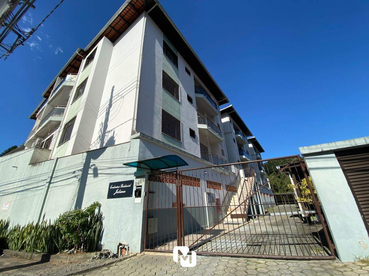 Belíssimo apartamento semi mobiliado com 3 dormitórios, sendo 1 suíte, próximo a Cooper Omino! Confira!