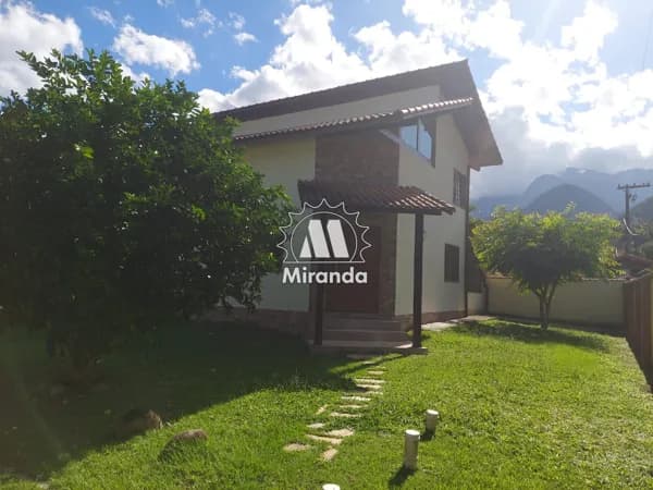 Casa de 3 qts. em Condomínio na Cotia, terrenão plano