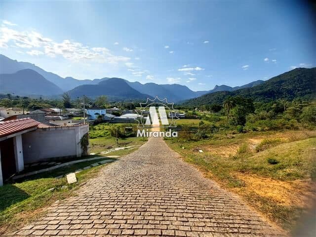 Lote de 481m² + 10.000m², na Cotia, bem localizado, linda vista