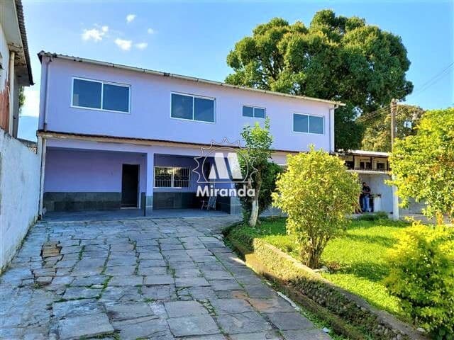 Casa de 4 qts, com piscina, em Condomínio no Centro de Guapimirim