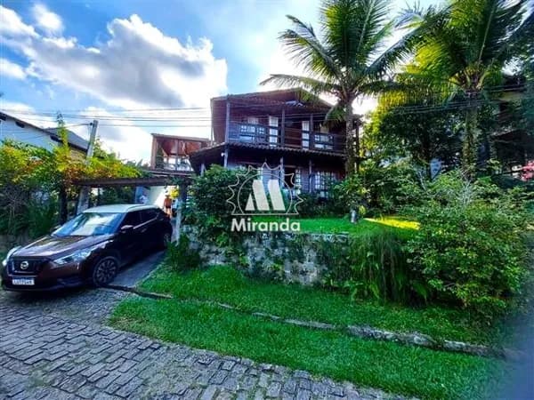 Casa de 5 qts, 503m² de terreno, em Condomínio no Limoeiro com Cachoeira