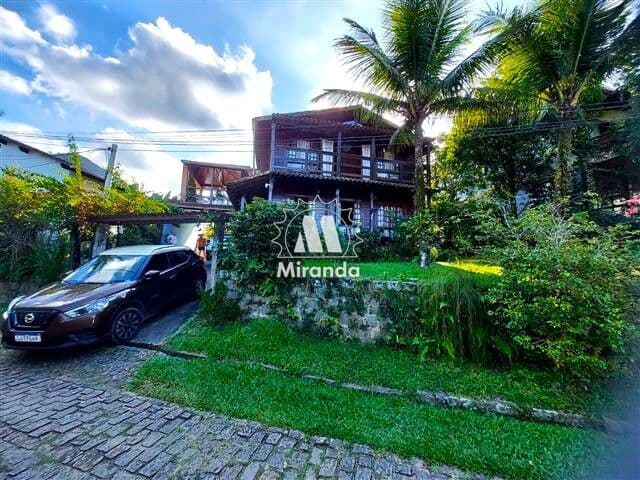 Casa de 5 qts, 503m² de terreno, em Condomínio no Limoeiro com Cachoeira