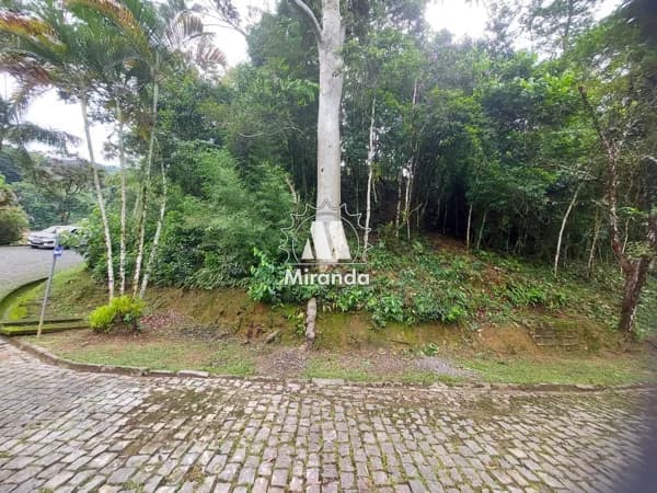 Lotes em Condomínio na Caneca Fina, 855m² e 530m²