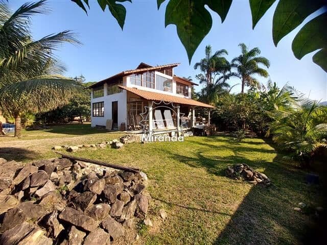 Casa de 2 qts. na Cotia, 623m² de terreno plano, vista linda