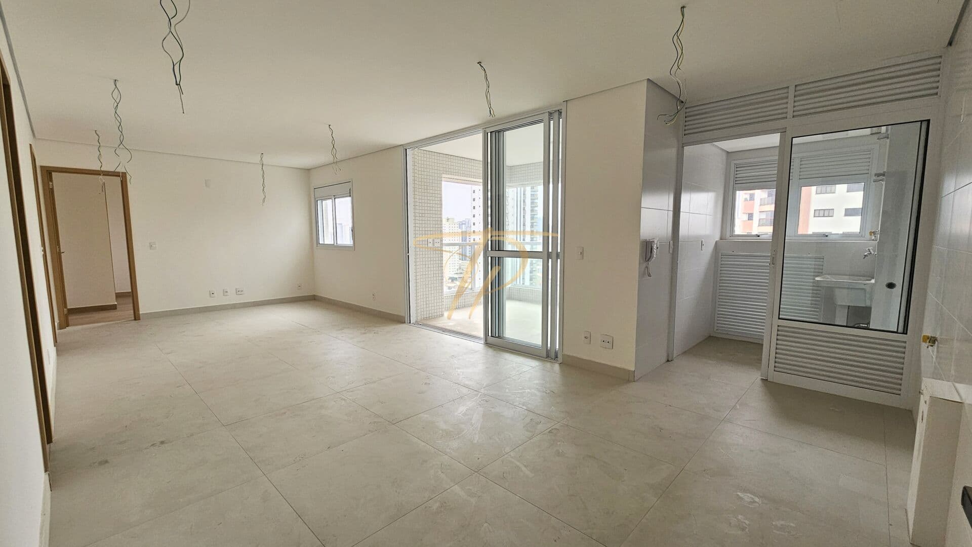 Apartamento novo com 2 suítes à venda no Tatuapé