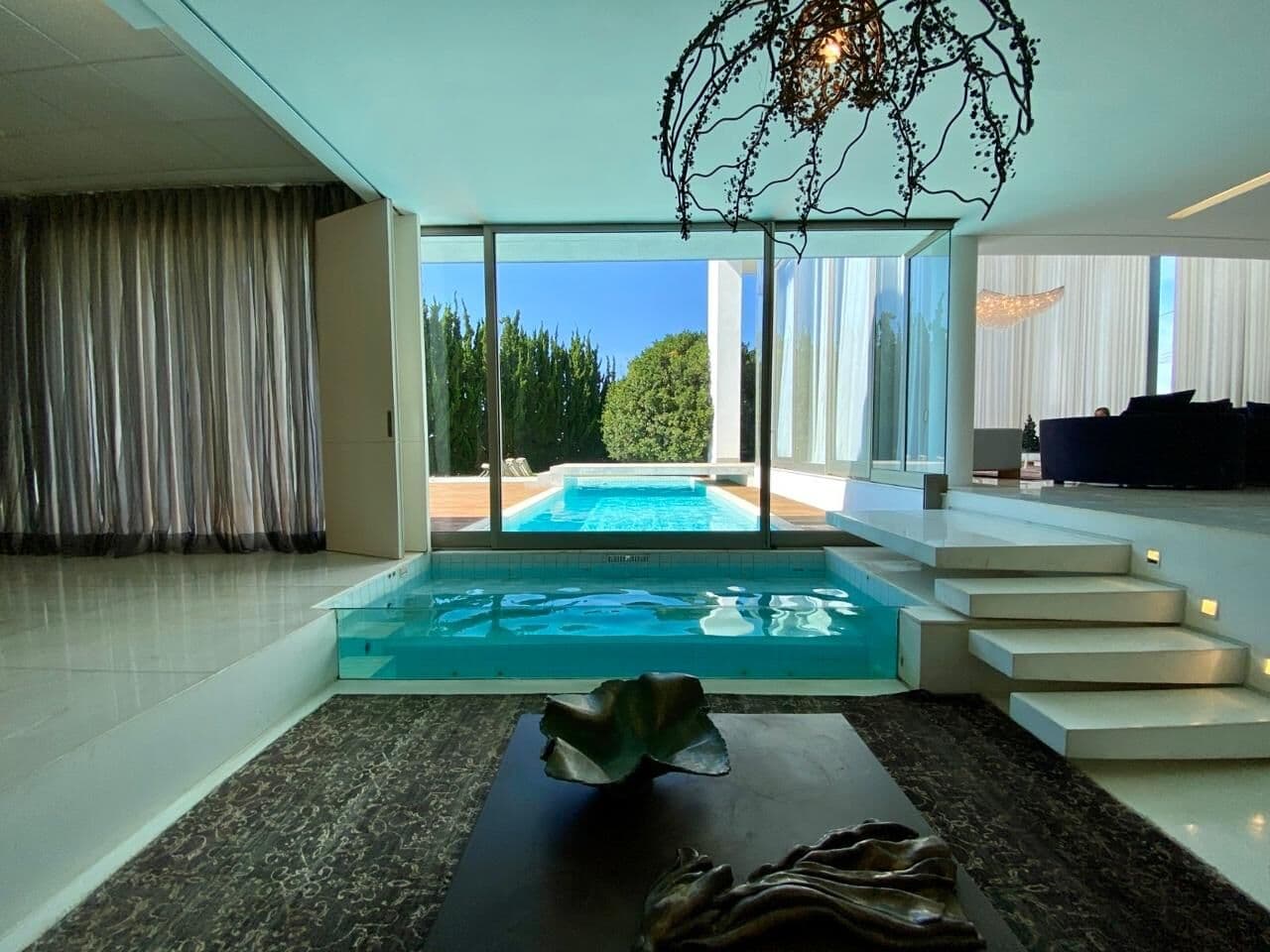 Casa em condomínio de 800m² e 5 Quartos, 9 banheiros à Venda por R$ 10.900.000 no Village Terrasse em Nova Lima