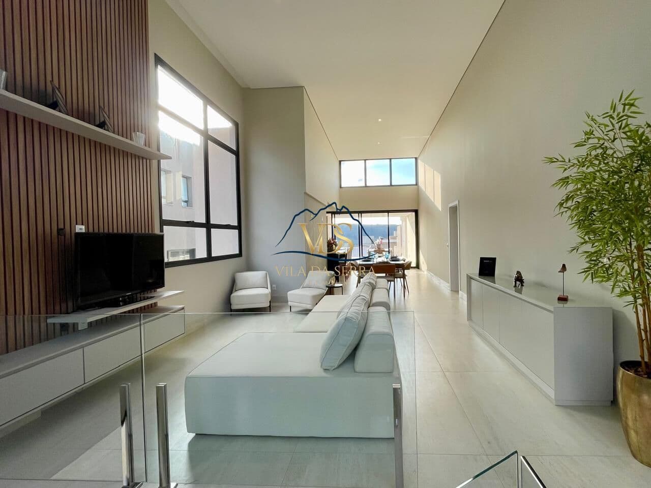 Casa Linear de 460m² 5 quartos a venda por R$ 4.390.000 no condomínio Costa Laguna - Alphaville Nova Lima
